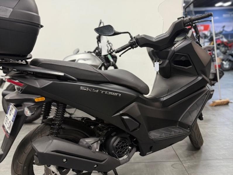 KYMCO DOWNTOWN 125
