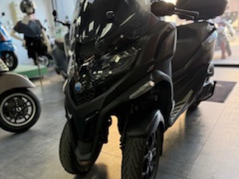 PIAGGIO MP3 500