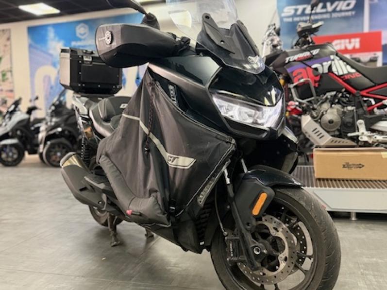 BMW C 400 GT triple black
