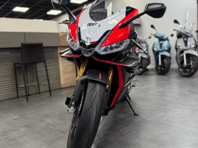APRILIA RSV4 1100 FACTORY