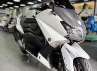 YAMAHA T MAX 530