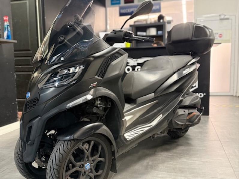 PIAGGIO MP3 530 HPE EXCLUSIVE